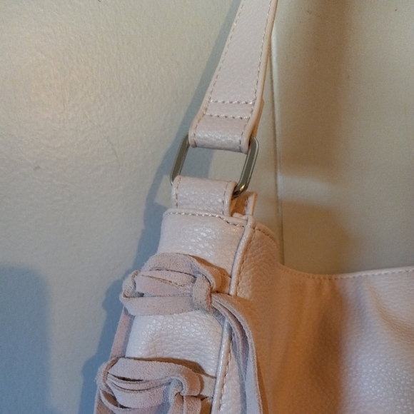 Expressions NYC Hobo Shoulder Cross Body Bag with Fringe Blush Pink.. - Picture 3 of 5